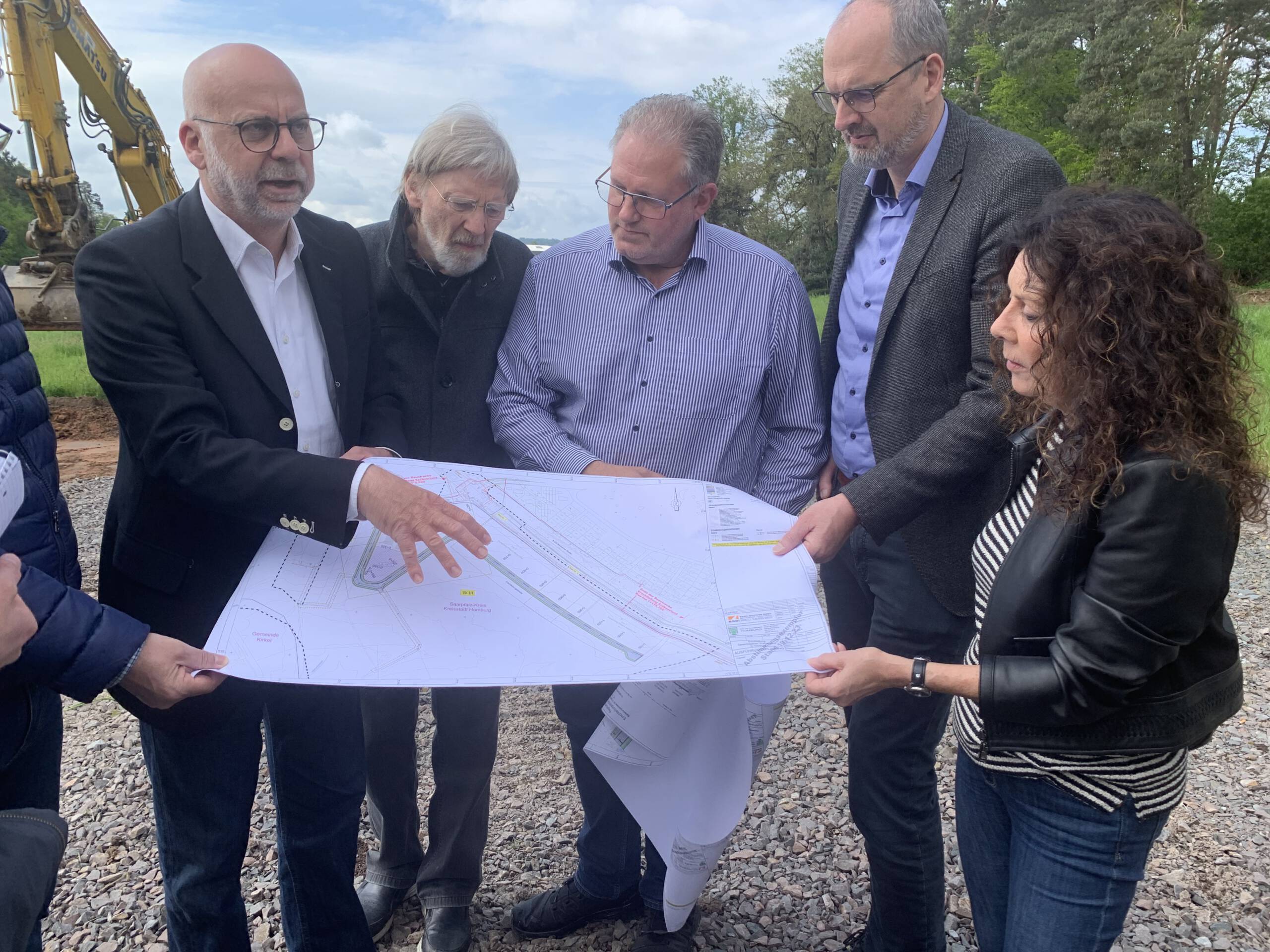 Startschuss für Erschließungsarbeiten im Gewerbe- und Industriegebiet Zunderbaum/G9